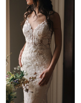 Enzoani Nicolina gown. Size 8 Enzoani Nicolina gown. Size 8