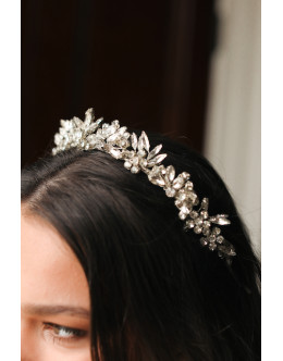 Perla diamante bridal headband Perla diamante bridal headband