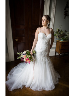 Romantica fishtail gown. Size 14 Romantica fishtail gown. Size 14
