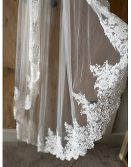 Chapel-length veil by Nieve Couture Chapel-length veil by Nieve Couture